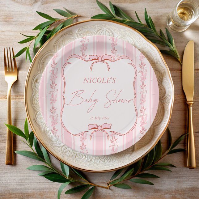 Prato De Papel Pink stripes retro bow border elegant baby shower (Pink stripes retro bow wavy border elegant baby shower monogrammed paper plates personalized decor)
