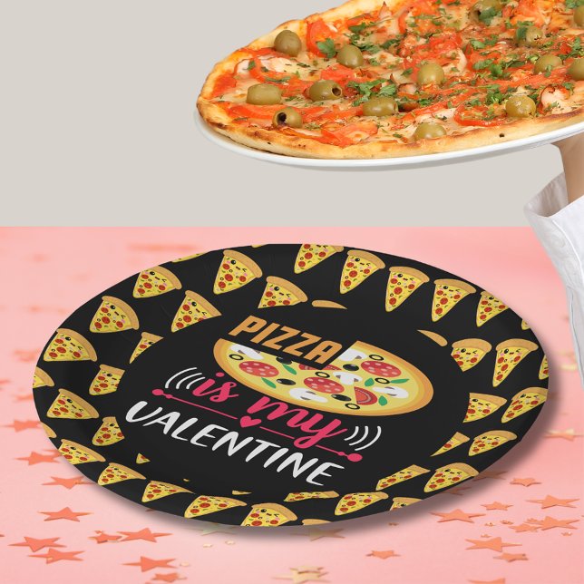 Prato De Papel Pizza É Minha Festa Engraçada De Namorados (Pizza Is My Valentine Funny Party Paper Plates)