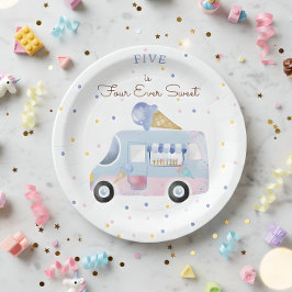 Prato De Papel Quatro camionetas de sorvete doce no aniversário