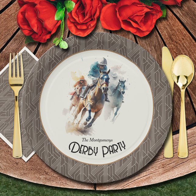 Prato De Papel Racecavalo Derby Party Brown (Paper plates and matching napkins sold separately. (Silverware not sold.))