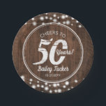 Prato De Papel Rustic 50th Birthday String Lights Festa de aniver<br><div class="desc">Esta rústica placa de festa de aniversário 50ª apresenta luzes de cordas em um fundo de madeira escura. Clique no botão personalizar para obter mais flexibilidade na modificação do texto! Variações deste design, cores adicionais, além de coordenar produtos estão disponíveis em nosso compro, zazzle.com/doodlelulu*. Entre em contato conosco se precisar...</div>