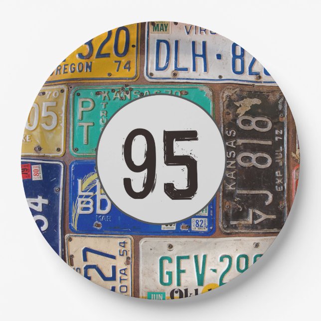 Prato De Papel Rusty License Plates 95º aniversário (Frente)