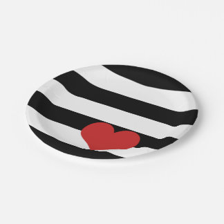 Prato De Papel Stripes Pretas e Brancas com Coração Vermelho