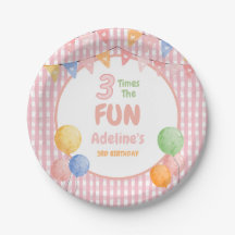 Três Vezes o Aniversário Rosa Divertido 