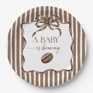 Prato De Papel Um Bebê Está Sendo Preparado Chá de Bebê Café