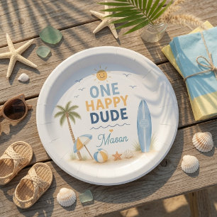 Prato De Papel Um Cara Feliz de Aniversário na Praia de Surf