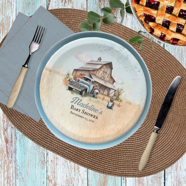 Prato De Papel Um Chá de fraldas de fazendeiro bonito ("A Cute Little Farm Boy Is On His Way!" Rustic Barn and Vintage Truck Boy Baby Shower Paper Plates)