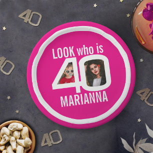 Prato De Papel Veja quem é a festa cor-de-rosa branca aniversário