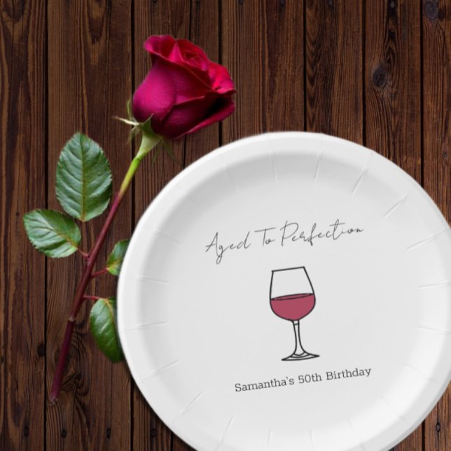 Prato De Papel Vinho De Perfeição Idade 50.º Aniversário (Criador carregado)