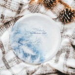 Prato De Papel Watercolor Christmas Winter Wonderland<br><div class="desc">Sirva seus doces de férias com estilo usando nossa água natalina, natal, Placas de papel Wonderland! Essas placas bem desenhadas apresentam cenas de aquarela encantadoras de uma serena terra maravilhosa do inverno, repleta de flocos de neve delicados e paisagens geladas. Feito de papel resistente de alta qualidade, essas placas são...</div>