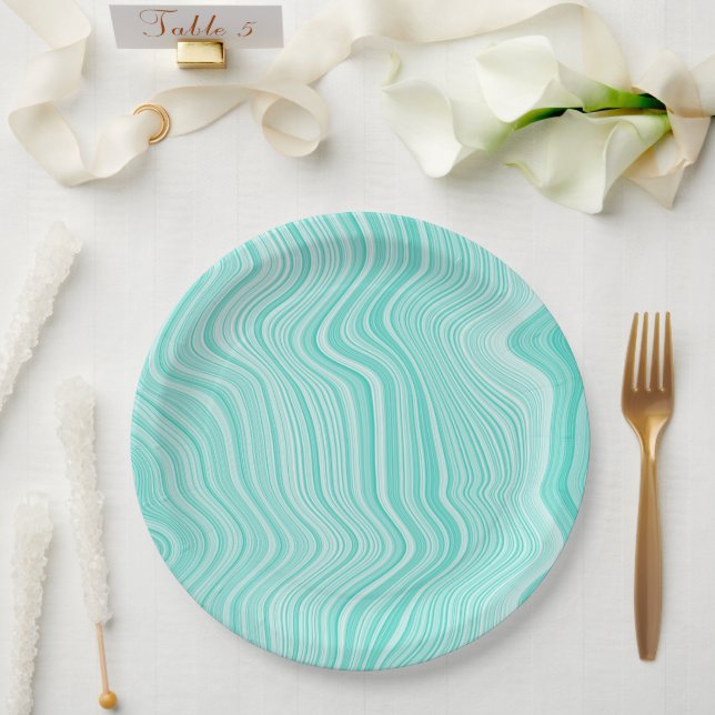Pratos de Papel Redondos para um Evento Elegante (Casamento)