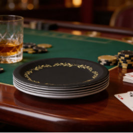Pratos para Festa de Noite de Poker Preto e Dourad