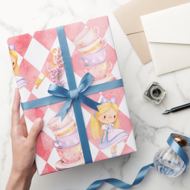 Presente Alice Bonita em Papel de Maçã Vermelha (Presentear)