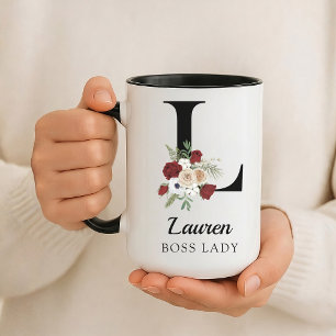 Presente de Caneca Personalizada com Inicial Flora