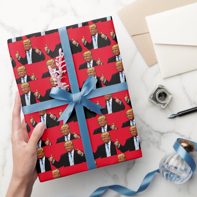 PRESENTE DONALD TRUMP PASSA O PAPEL DE EMBALAGEM DE NATAL (Presentear)