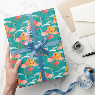 Presente Flamingos tropicais cor-de-rosa no papel de enrola