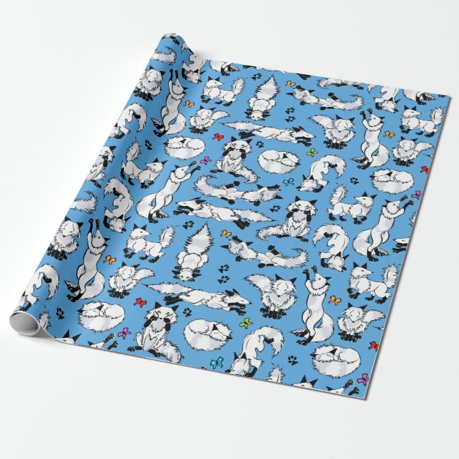 Presente Fox ártico no papel de envolvimento azul (Desenrolado)