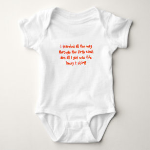 Presente infantil do chá de fraldas da camisa do