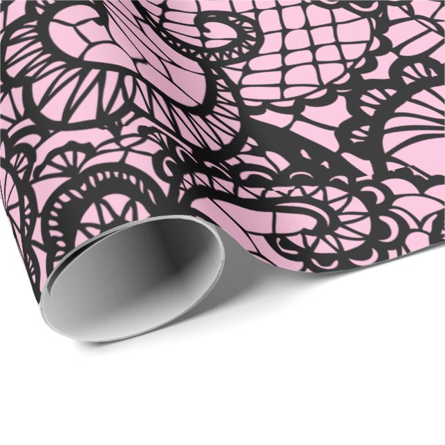 Presente Lace preto no papel de enrolamento rosa (Ponta do rolo)
