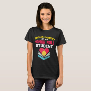 Presente orgulhoso do t-shirt do estudante do