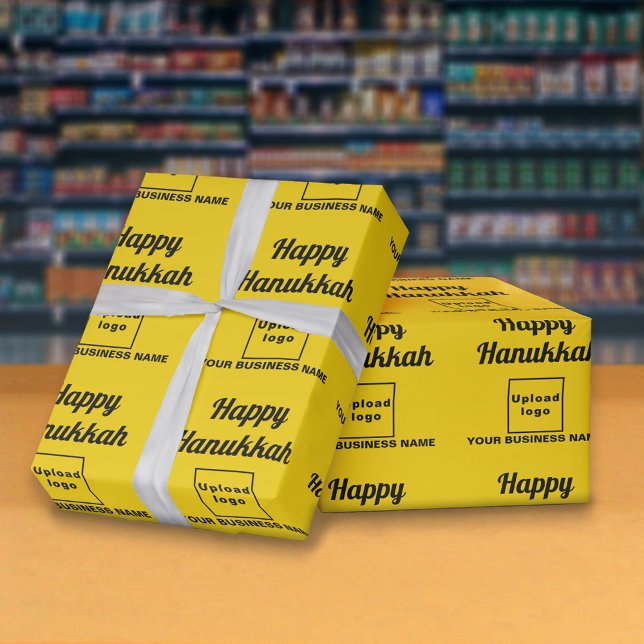 Presente Papel de empacotamento amarelo do Hanukkah comerci (Hanukkah greeting, business name and logo on yellow wrapping paper)
