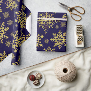 Presente Papel de enrolamento com flocos de neve Dourados b
