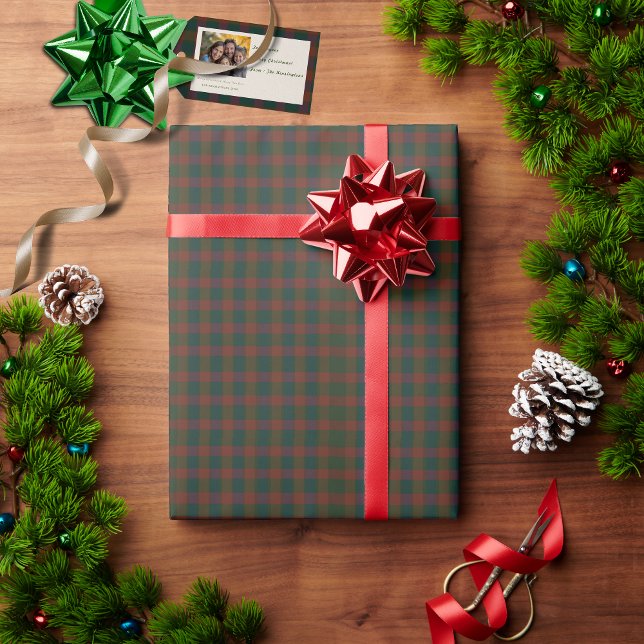 Presente Papel de enrolamento tradicional de Xadrezes/Feria (Traditional plaid/tartan Christmas wrapping paper.)