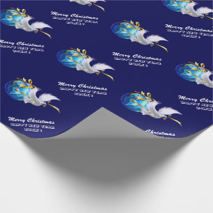 Presente Paz no papel de envolvimento do Natal da terra