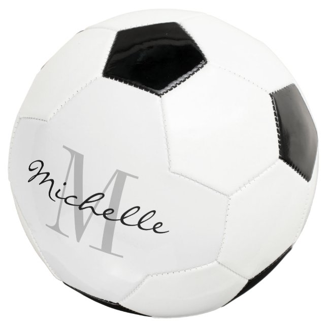Presente personalizado de bola de futebol monogram (Três quartos)