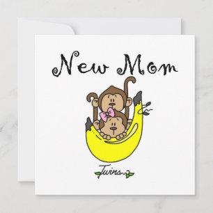 Presentes novos gêmeos da mamã do menino e da