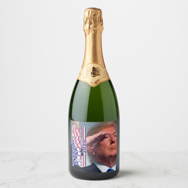 Presidente Trump Salutes (Frente)