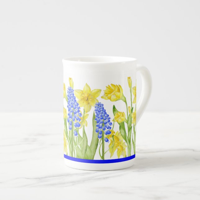 Primavera terrestre em uma caneca chinesa óssea (M (Frente Esquerda)
