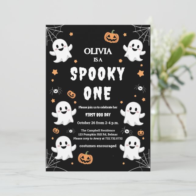 Primeiro Convite de aniversário Spooky de Olivia (Em pé/Frente)