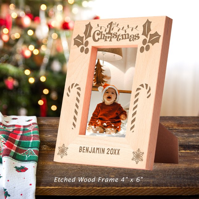 Primeiro Natal Holly, Canas Doces, Mostrar Nome 4x (First Christmas Holly, Candy Canes, Show Name 4x6 Etched Frames)