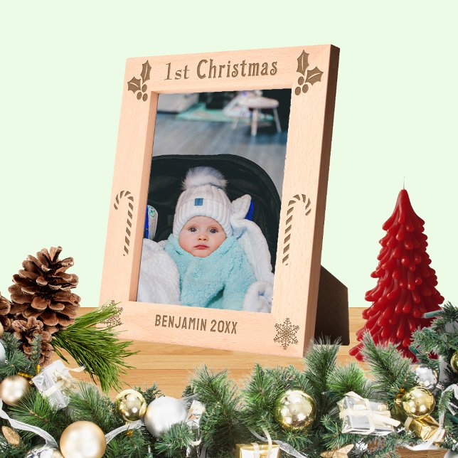 Primeiro Natal Holly, Canes Doces, Mostrar Nome 8x (First Christmas Holly, Candy Canes, Show Name 8x10 Etched Frames)