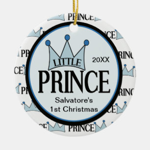 Príncipe pequeno øs enfeites de natal