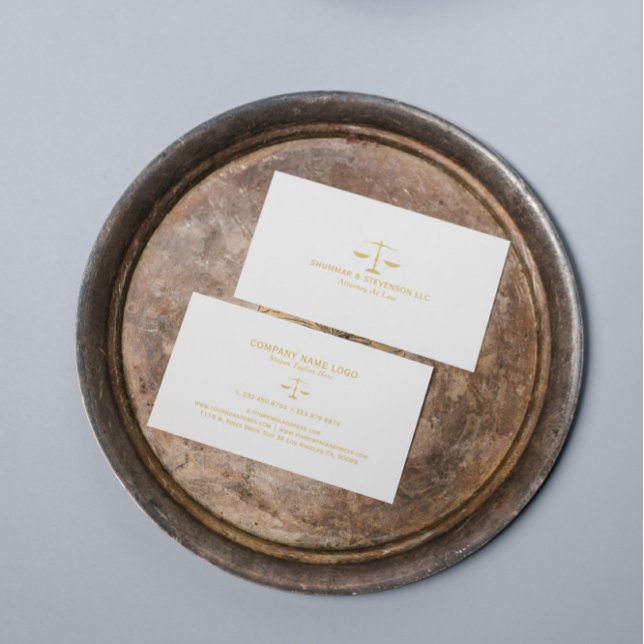 Procurador Na Escala Dourada Da Lei Cartão de visi (Criador carregado)