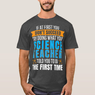 Professor de ciências que ensina camisa 10222504A 