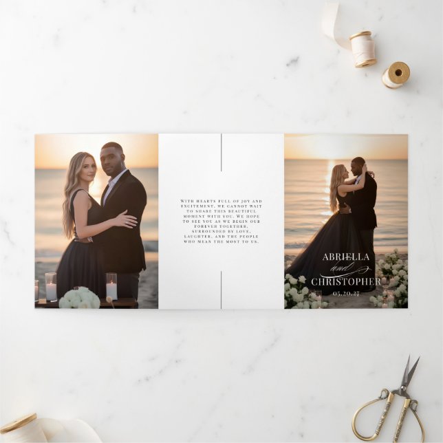 Programa Com Borda Tripla Elegant Photo Tri-Fold Wedding Invitation (Fora)