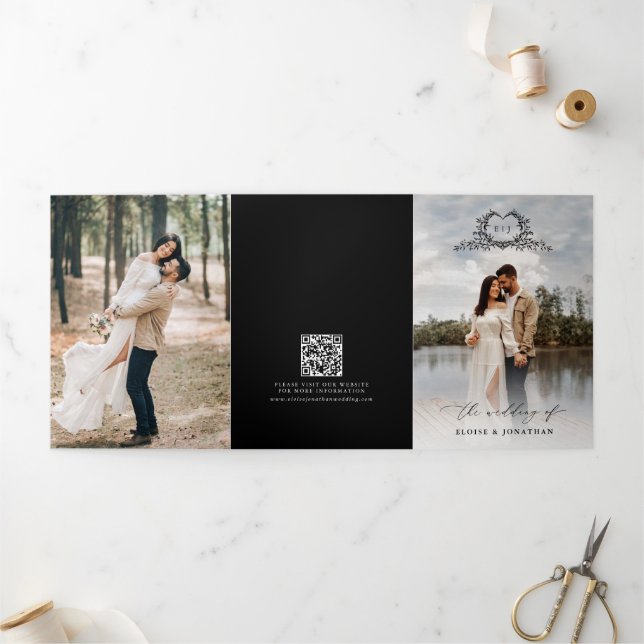 Programa Com Borda Tripla Modern Minimalist Crest monogram Wedding Invite (Fora)