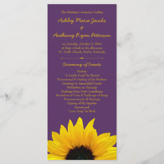 Programa de Casamento com Púrpura da Flor Amarelo