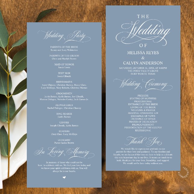 Programa Elegante Sofisticado Pó Azul Casamento com Letra M (Elegant Classy Dusty Blue Script Wedding Program Card)