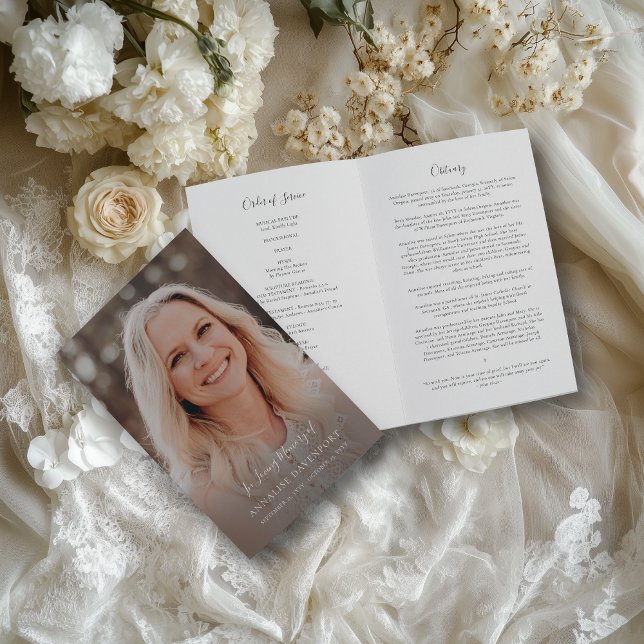 Programa Funeral de Simpatia Memorial Multifotográ (This simple, yet elegant, program will help you express your love for your loved one.)