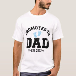 Promovido ao pai 2022 T-Shirt