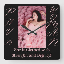 Provérbios 31 Relógio de Parede Preto e Quadrado R