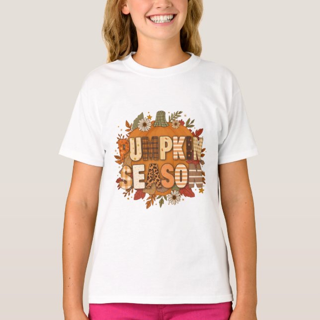 Pumpkin Season – Autumn Flowers & Cozy T-shirt (Frente)