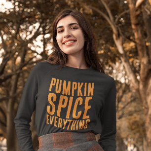 PUMPKIN SPICE TUDO CAIR EM T-SHIRTS