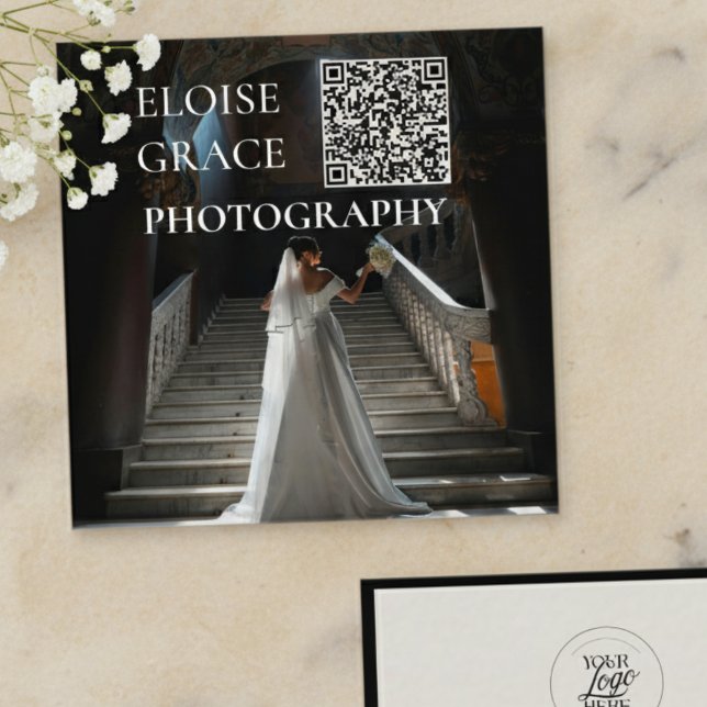 Quadrado Cartão de Visita Empresarial com Código QR do Logo (Market your photography business in style with this editorial business card!)