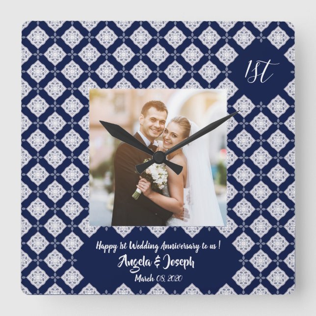 Quadrado Feliz Relógio de Fotografias do aniversário de 1ru (Frente)