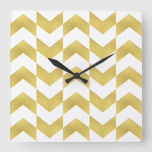 Quadrado Padrão de Herringbone Dourado e Relógio Branco